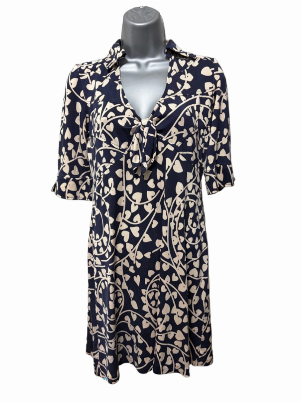 Diane von Furstenberg Silk Heart Print Tie Neck Dress Size 8